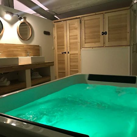 Saint-Laurent-dʼAigouze Mas Du Grand Bordes B&B 외부 사진