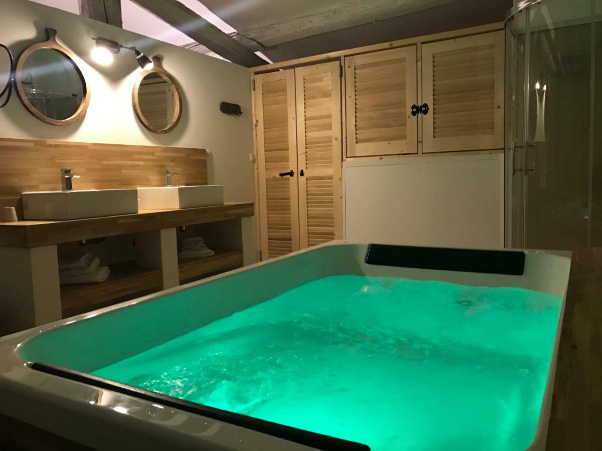 Saint-Laurent-dʼAigouze Mas Du Grand Bordes B&B 외부 사진