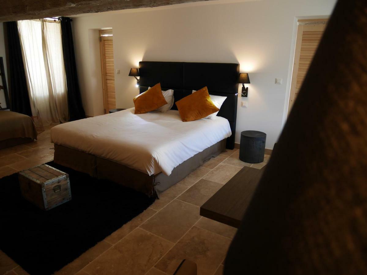 Saint-Laurent-dʼAigouze Mas Du Grand Bordes B&B 외부 사진